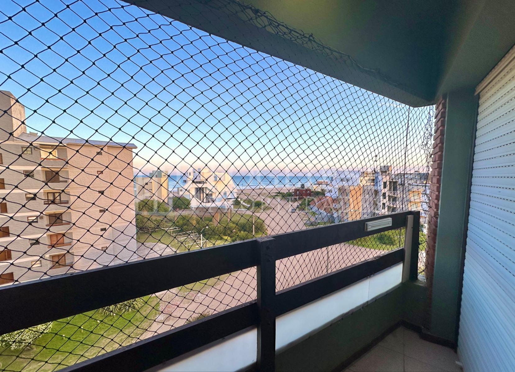 Avenida 1 entre Paseos 146 y 147 · Villa Gesell — foto 12