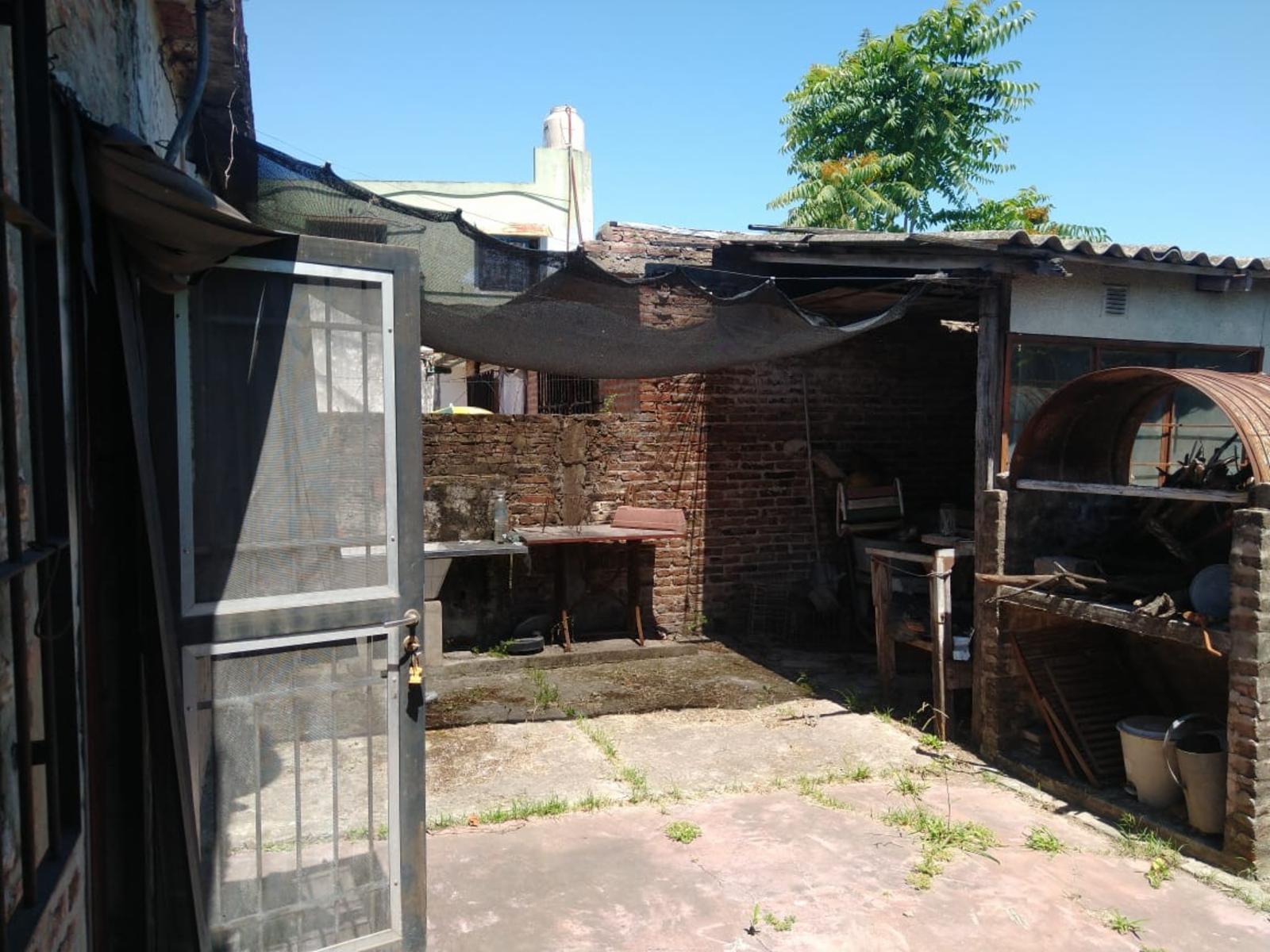 Los Matreros 2920 · Ituzaingó — foto 8