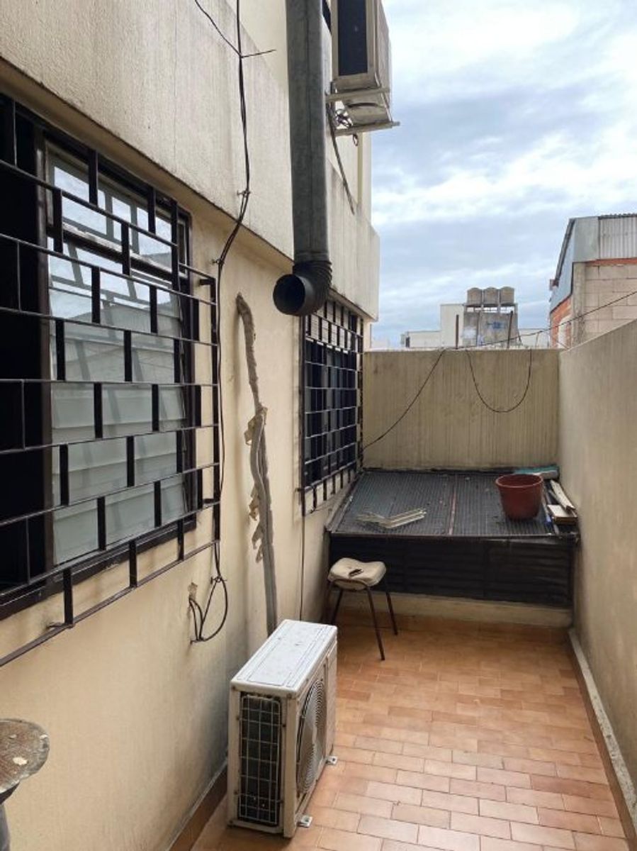 San Martin 168 · Morón — foto 10