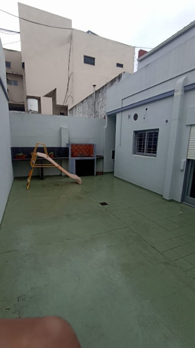 Constituyentes 1052 · Morón — foto 16