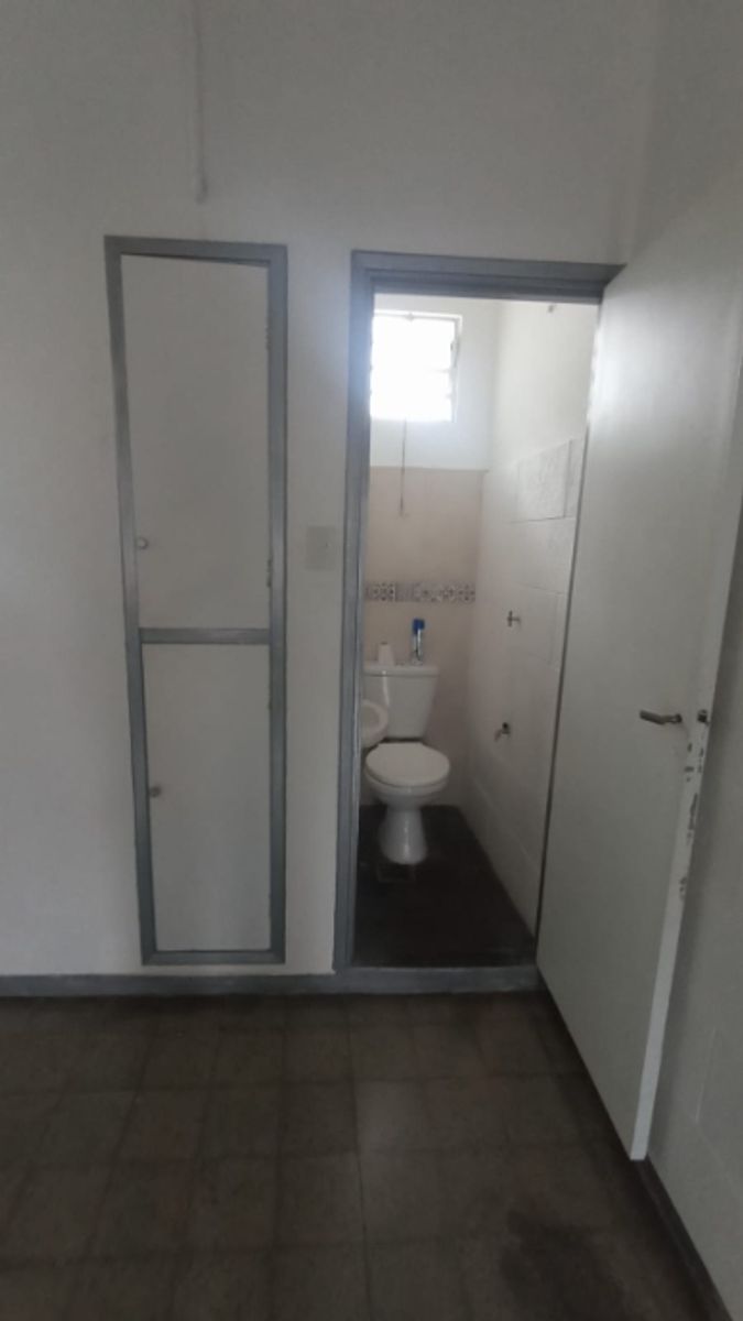 Constituyentes 1052 · Morón — foto 36