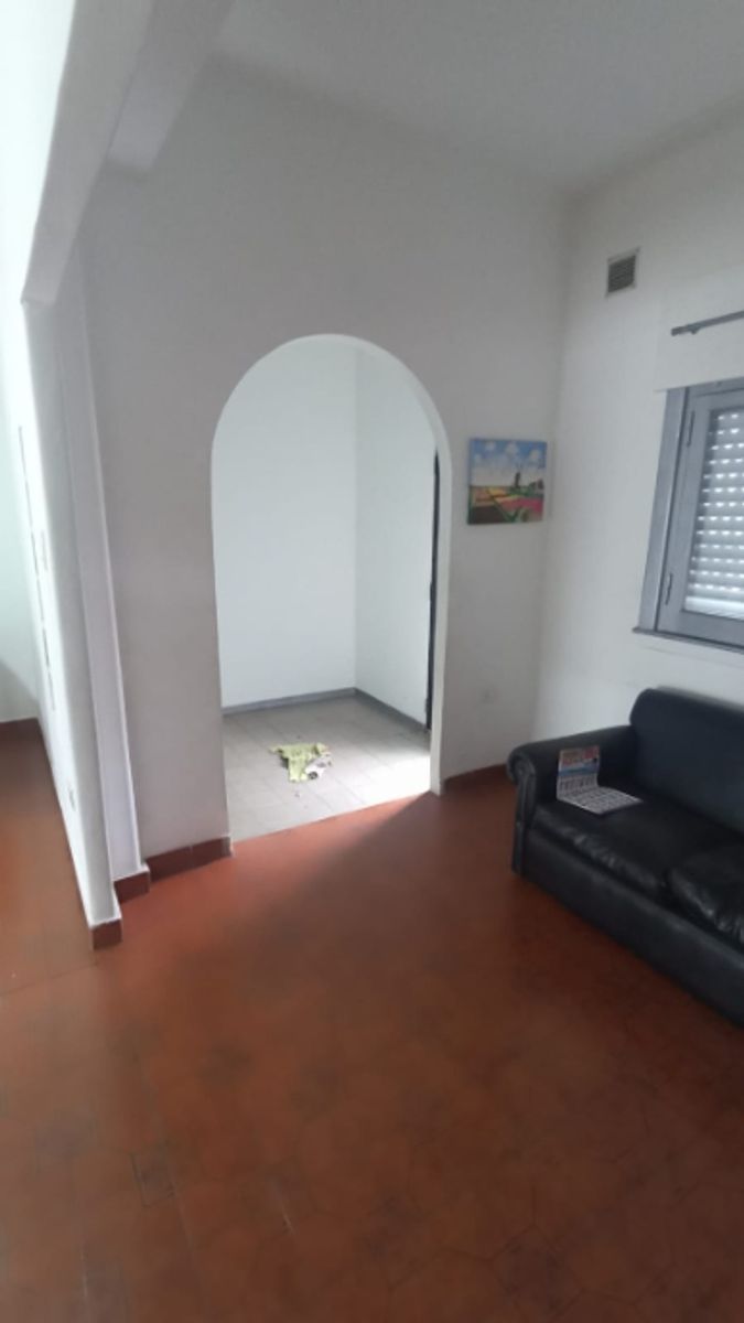 Constituyentes 1052 · Morón — foto 10