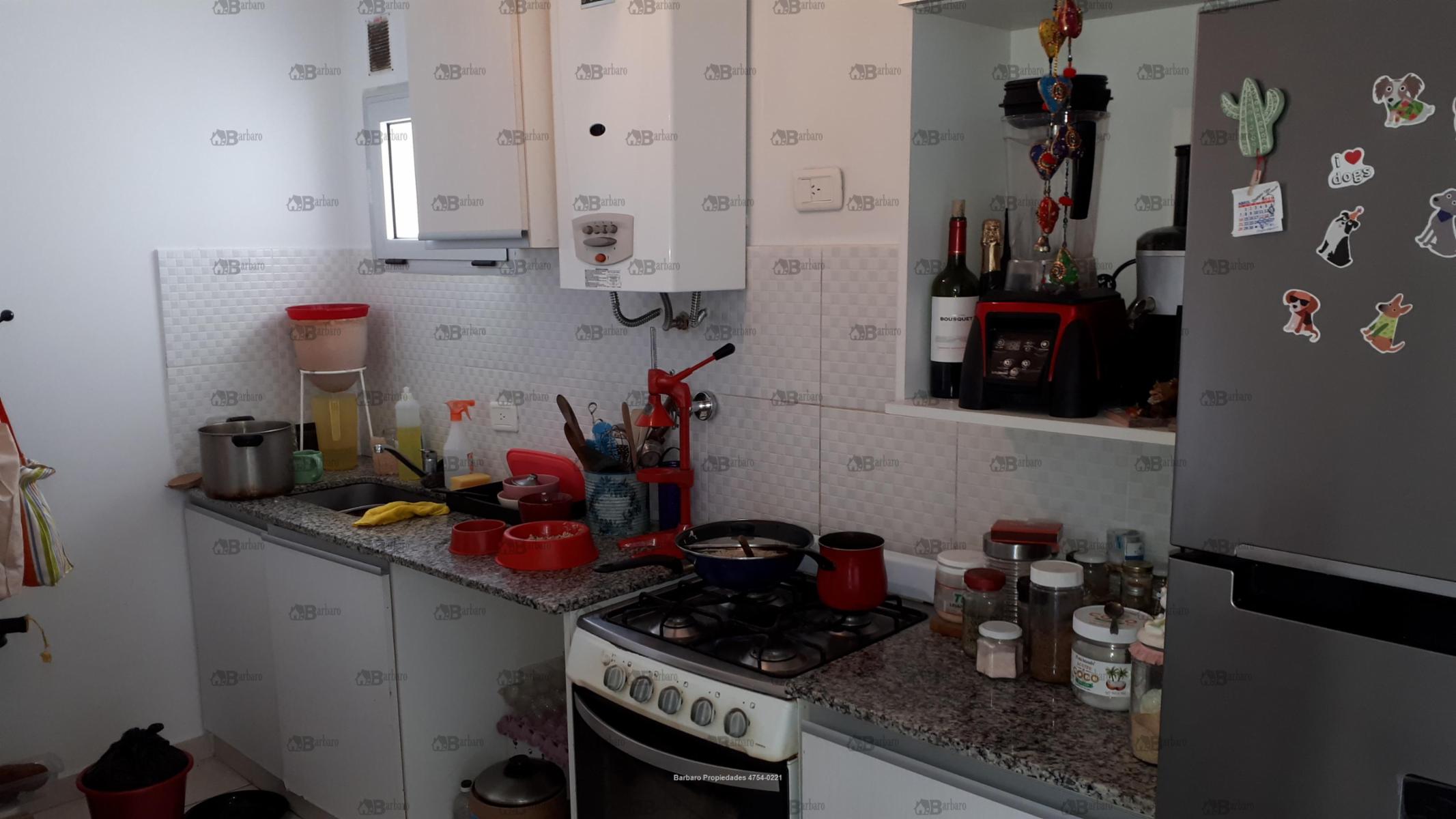 Caseros  2100 · San Martín — foto 8