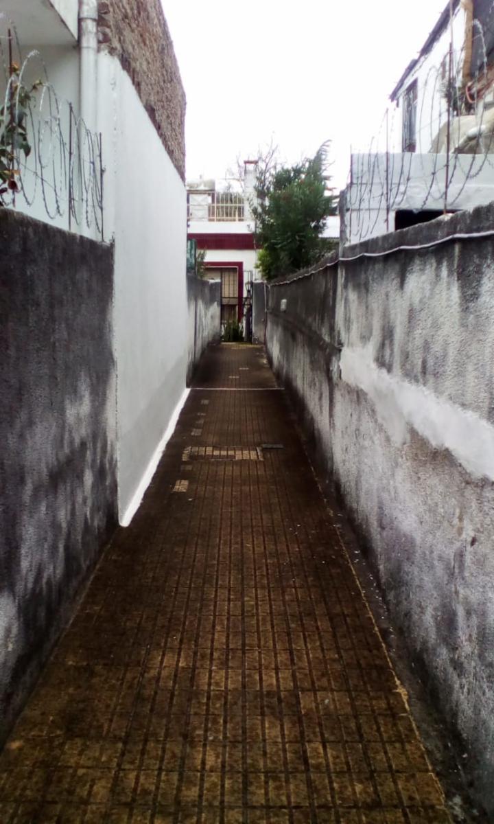 Agustin Alvarez al 2700 · San Martín — foto 11
