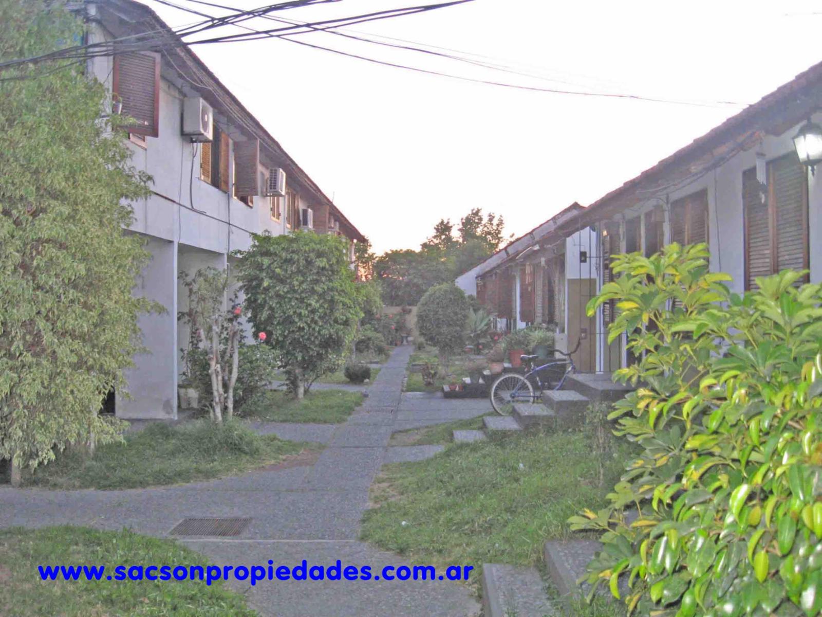 V591 Venta San Justo Duplex 2 amb. Oportunidad