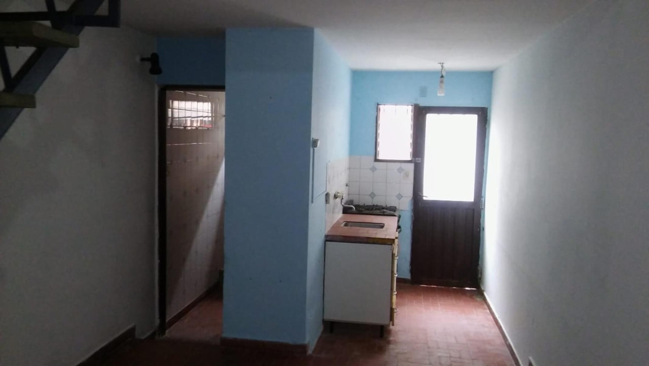 Mendoza al 1400 · La Matanza — foto 3