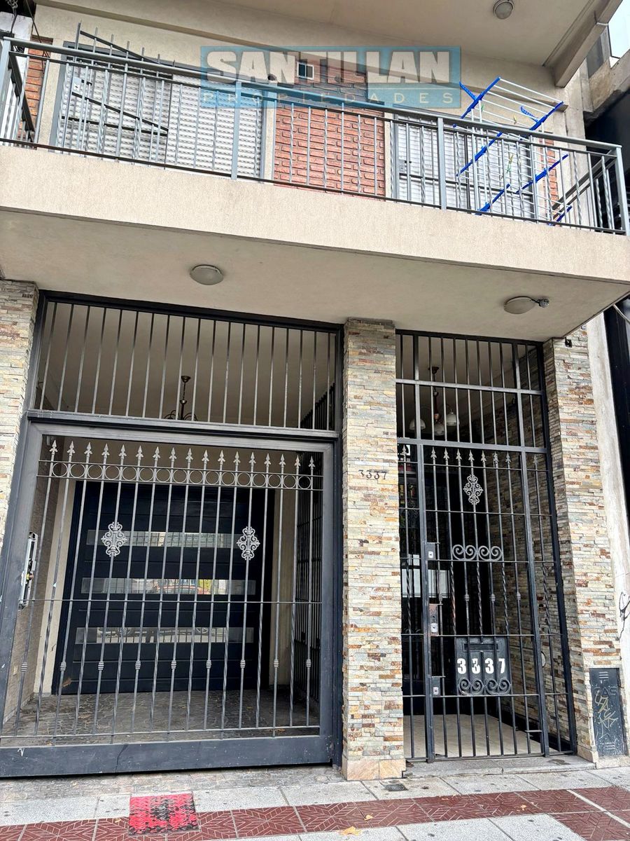 HERMOSO DEPARTAMENTO DE 2 AMPLIOS AMBIENTES EN DÚPLEX - SAN JUSTO CENTRO