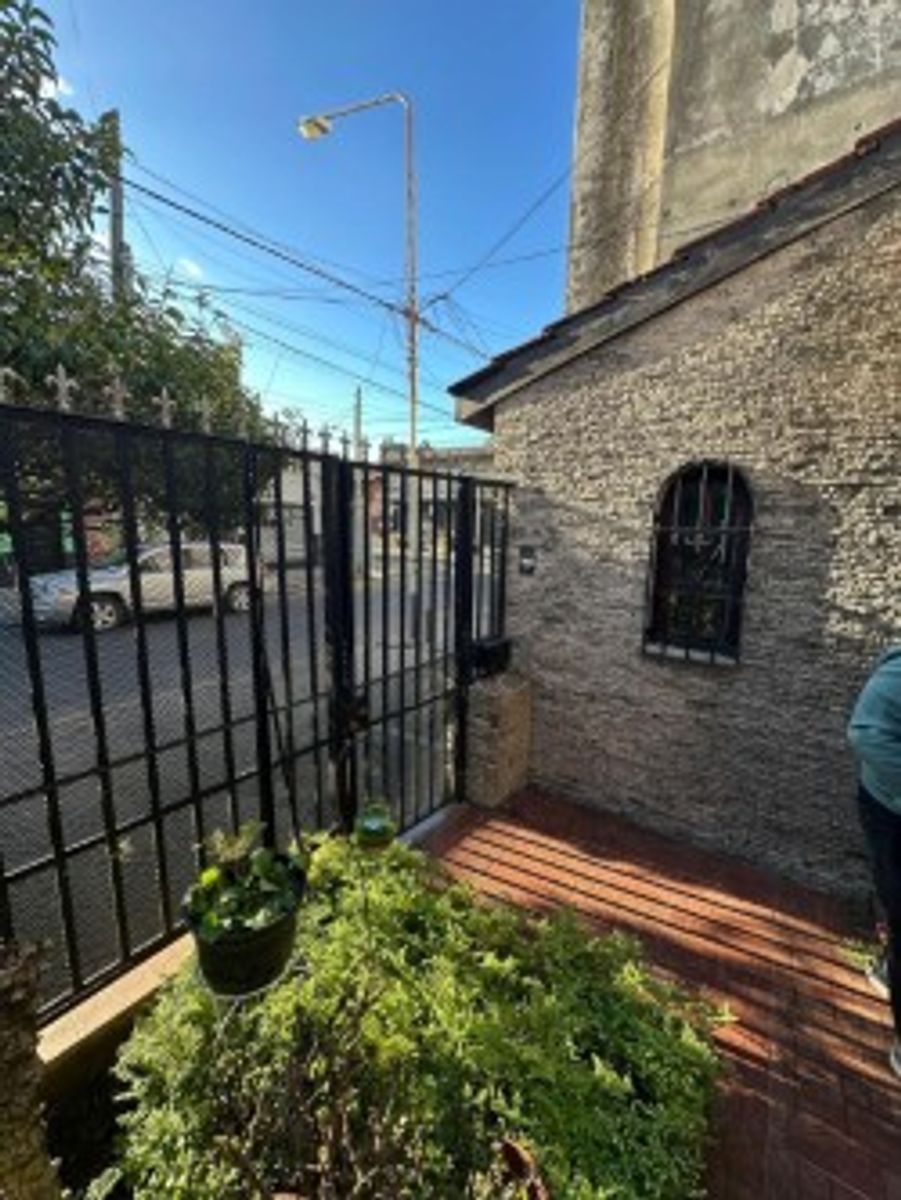 CHARLONE 133 · La Matanza — foto 18