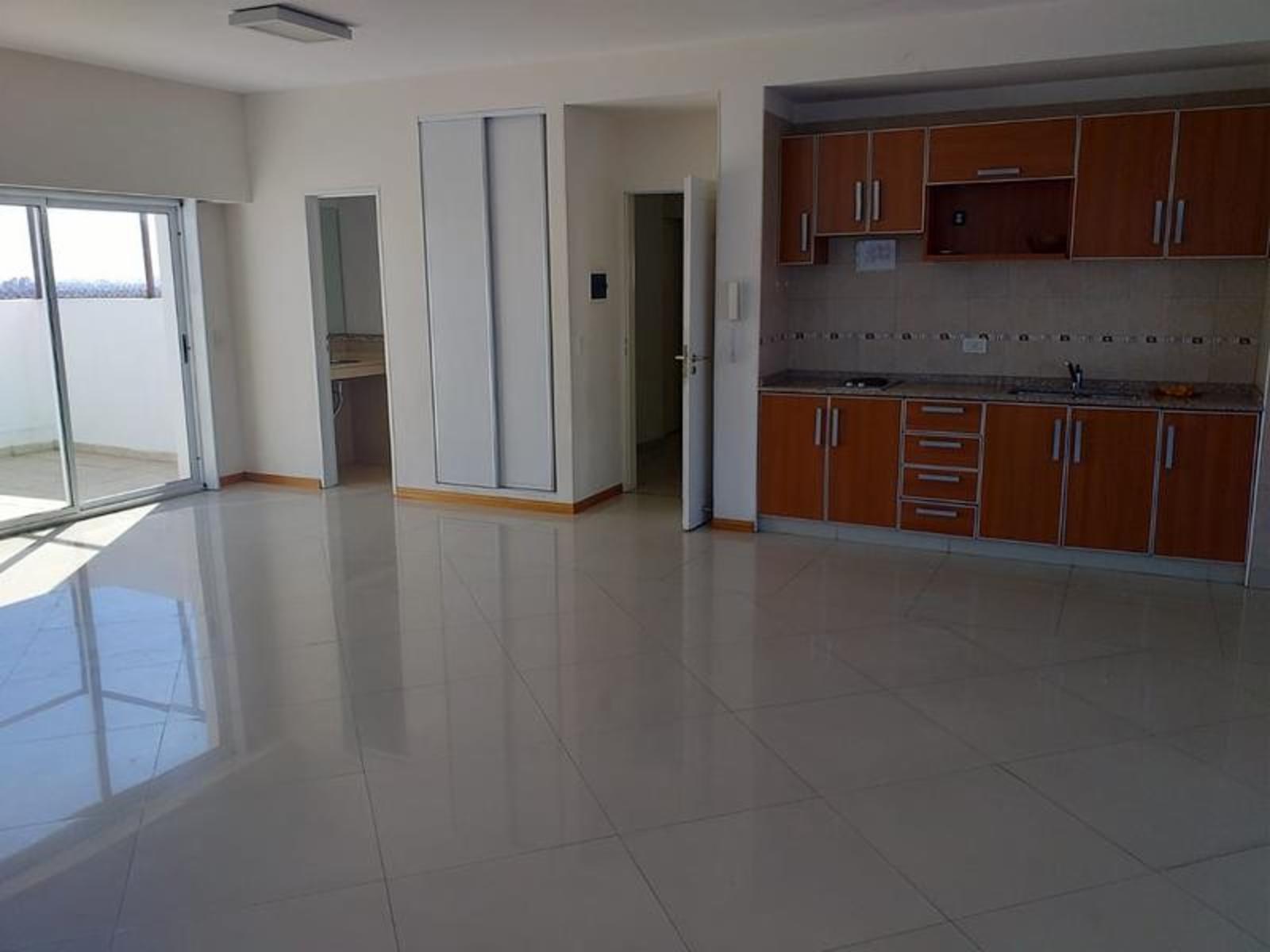 Almirante Brown 3264 · Almirante Brown — foto 12