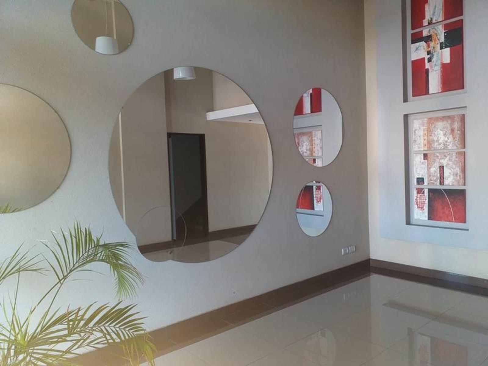 Almirante Brown 3264 · Almirante Brown — foto 3