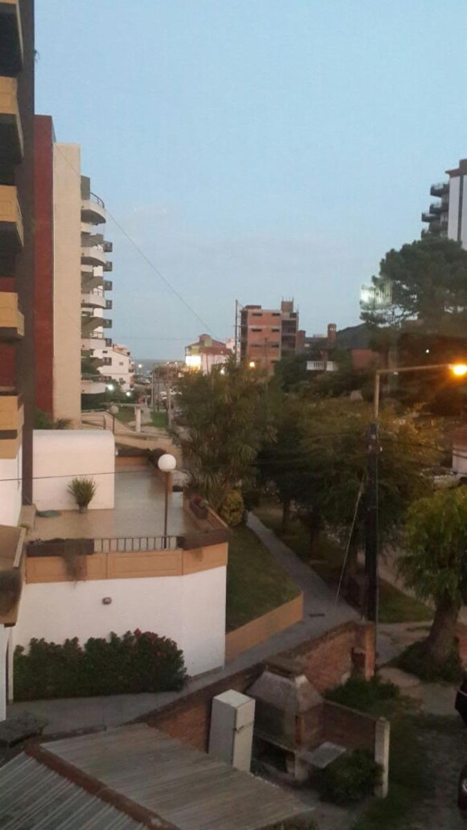 Calle 110 y calle 2 · Villa Gesell — foto 7