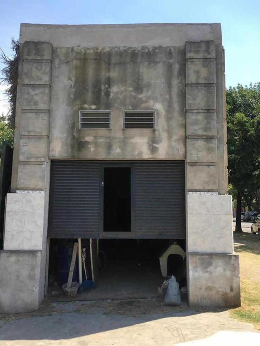 francisco bilbao 2701 · Flores — foto 3