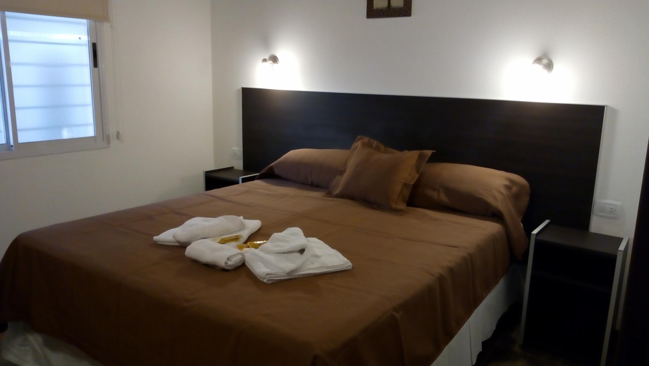 Se vende excelente propiedad comercial en el centro de la Villa de Merlo.