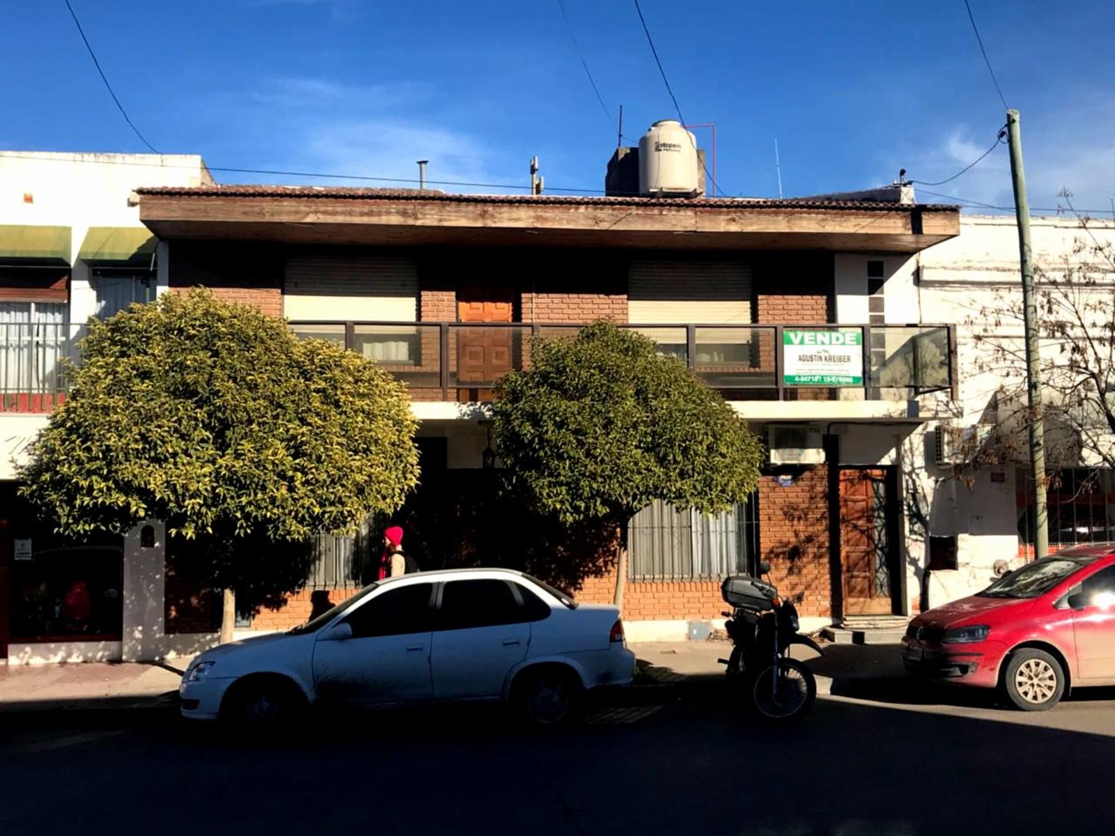 SE VENDE DEPTO DE 3 HAB EN PLENO CENTRO DE VIEDMA