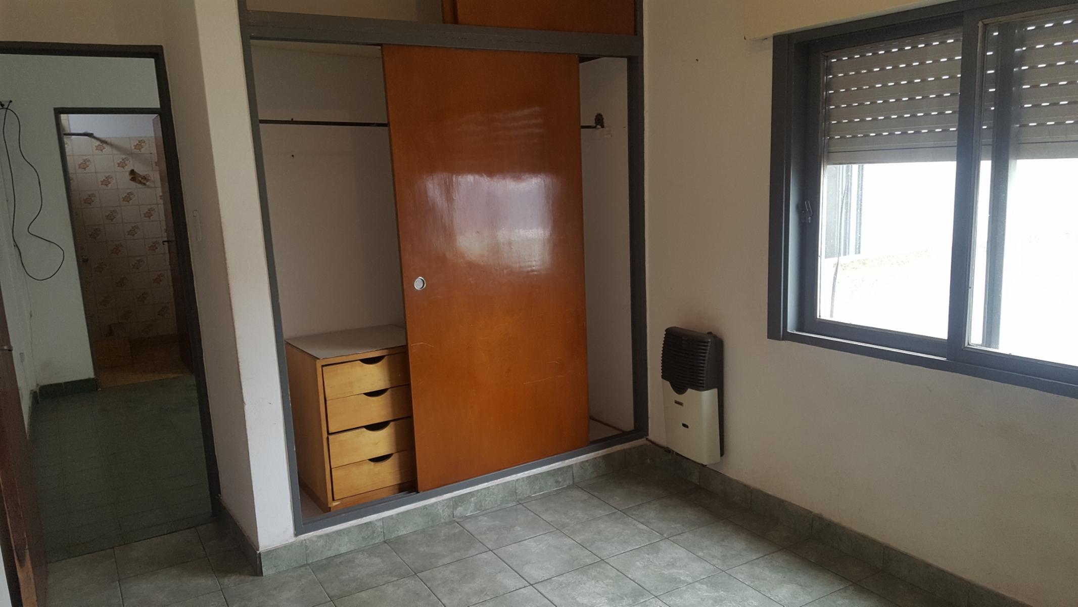 Bolivar 2800 · La Matanza — foto 4