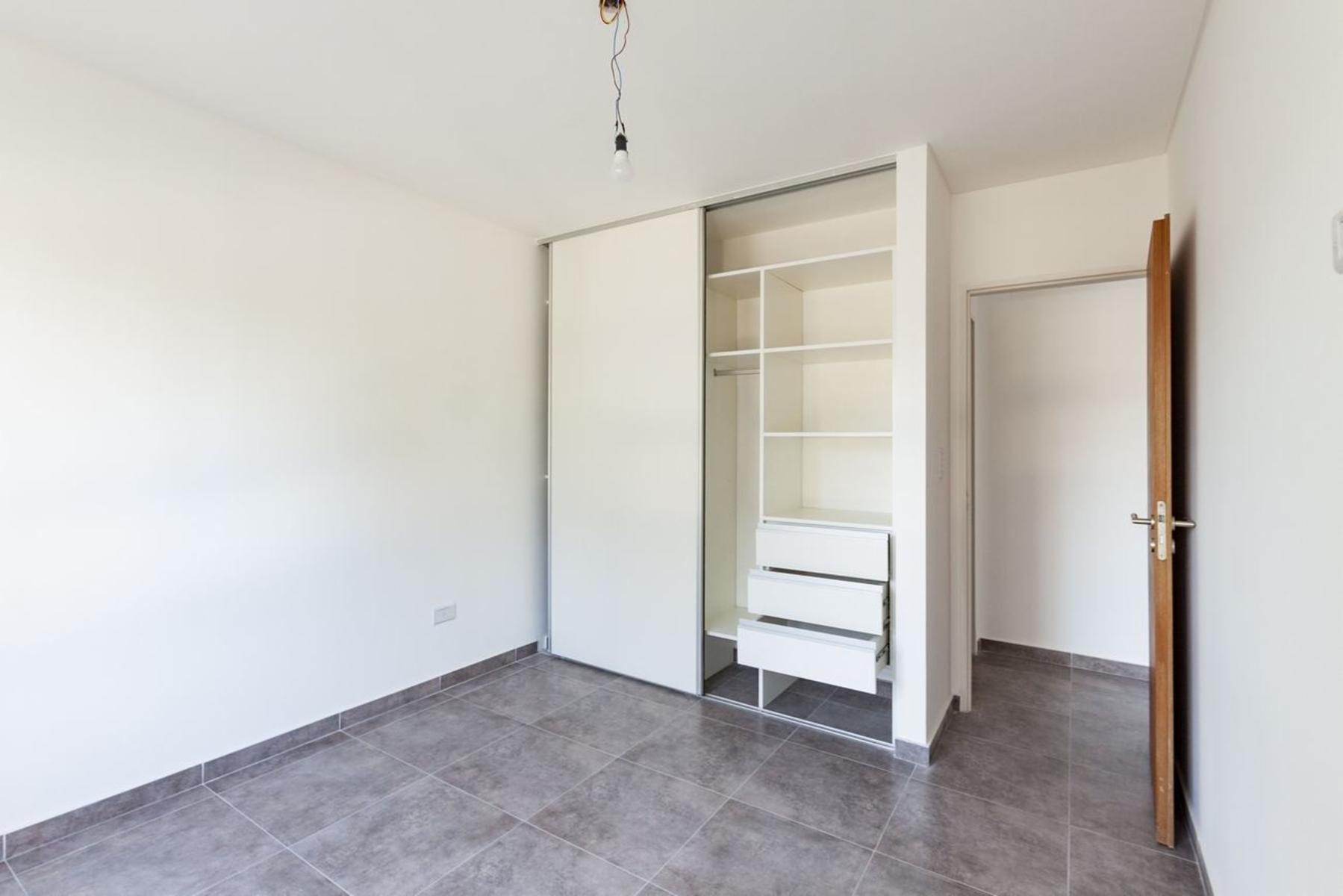 pellegrini 1300 · Morón — foto 13