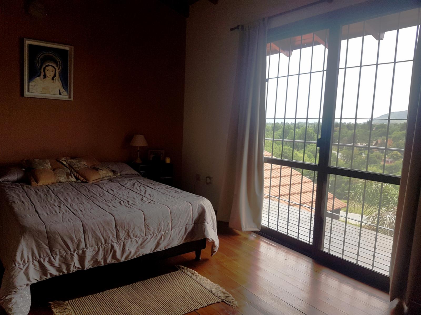 IMPECABLE CASA MAS DEPART. ZONA BALNEARIOS DE CARLOS PAZ · Punilla — foto 8