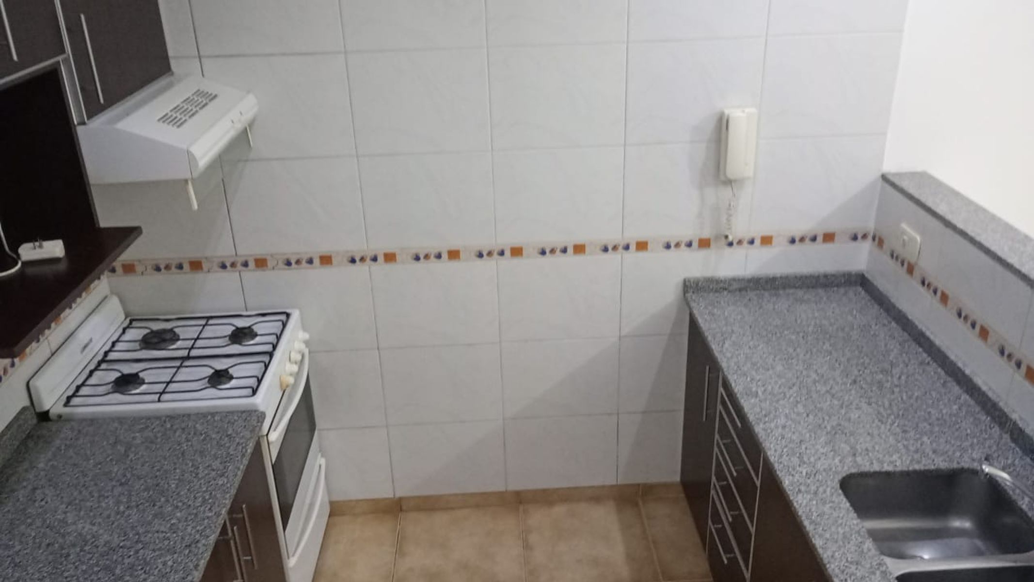 EMILIO CASTRO 6148 · Mataderos — foto 6