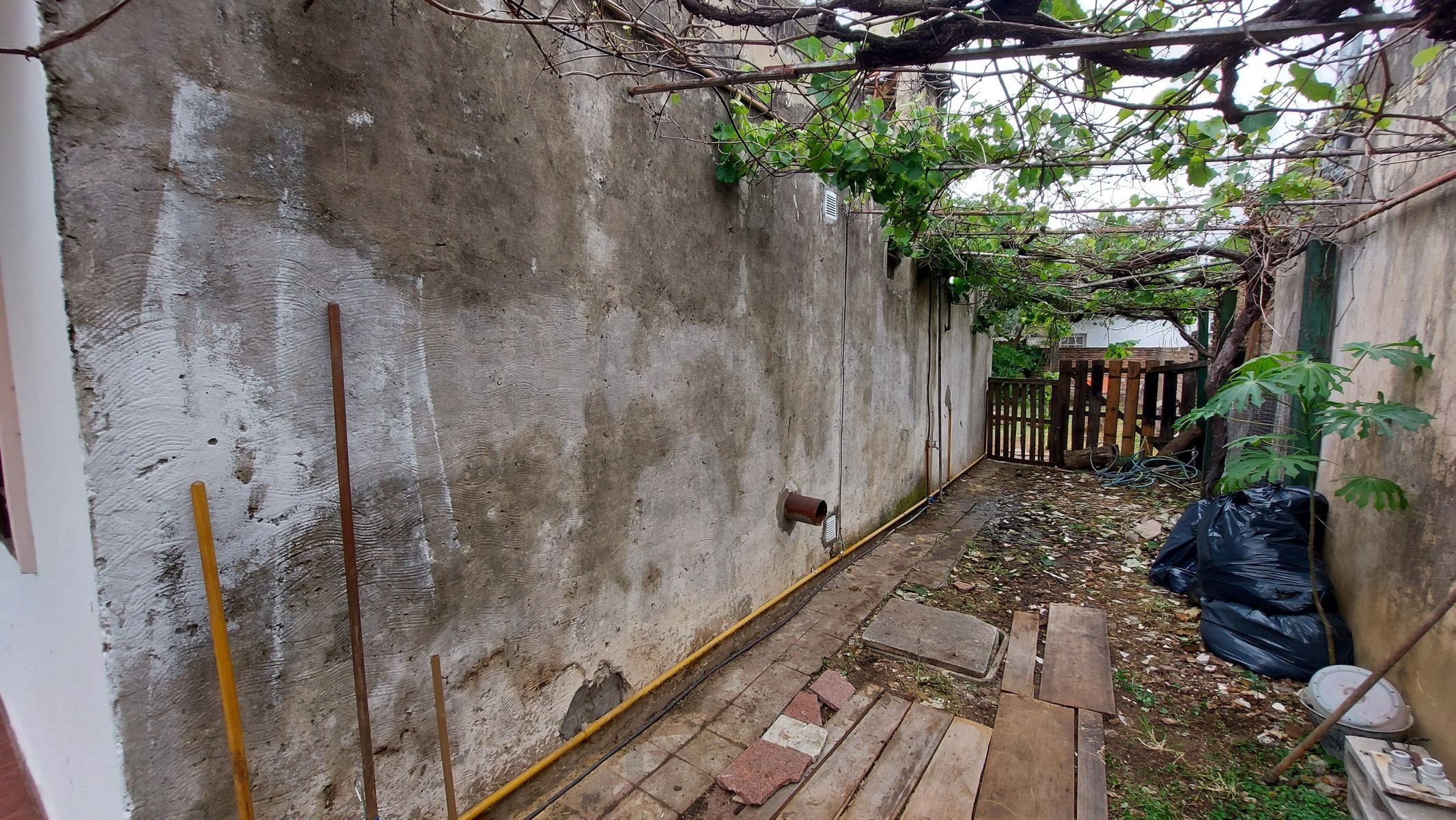 SANTA TERESA 1456 · Morón — foto 6