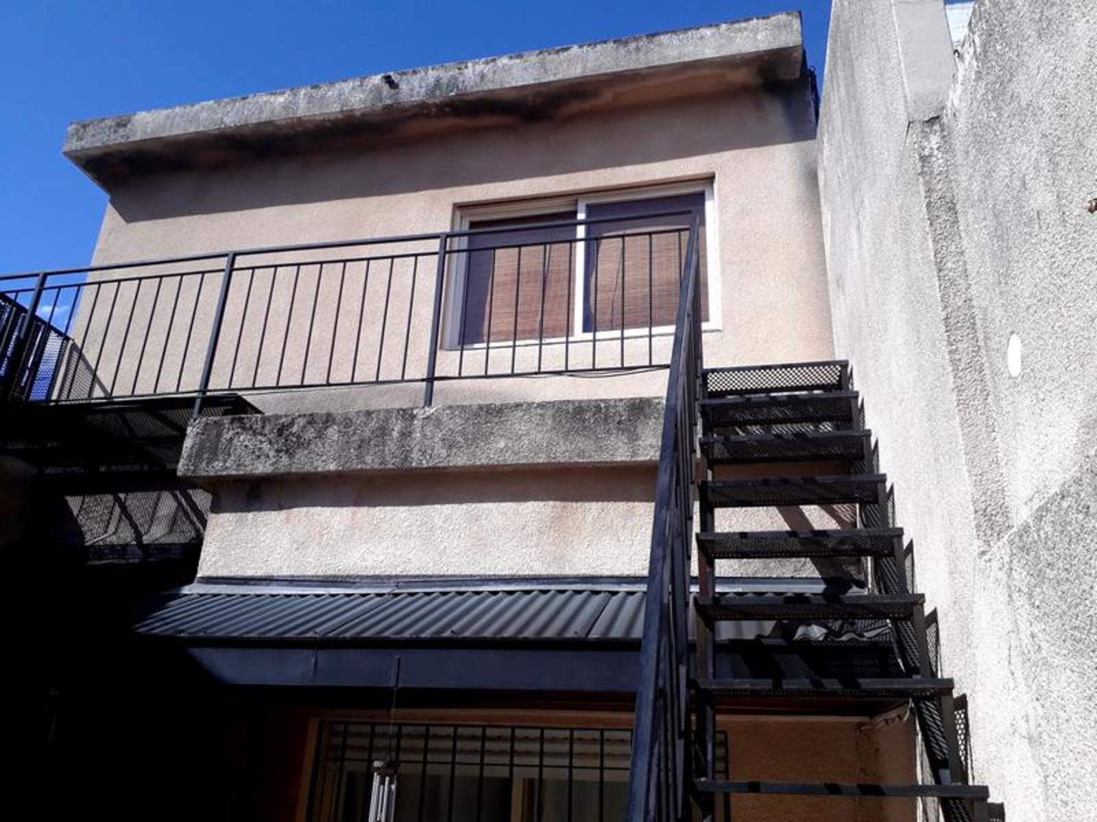JOSE LEON SUAREZ 1100 · Liniers — foto 17