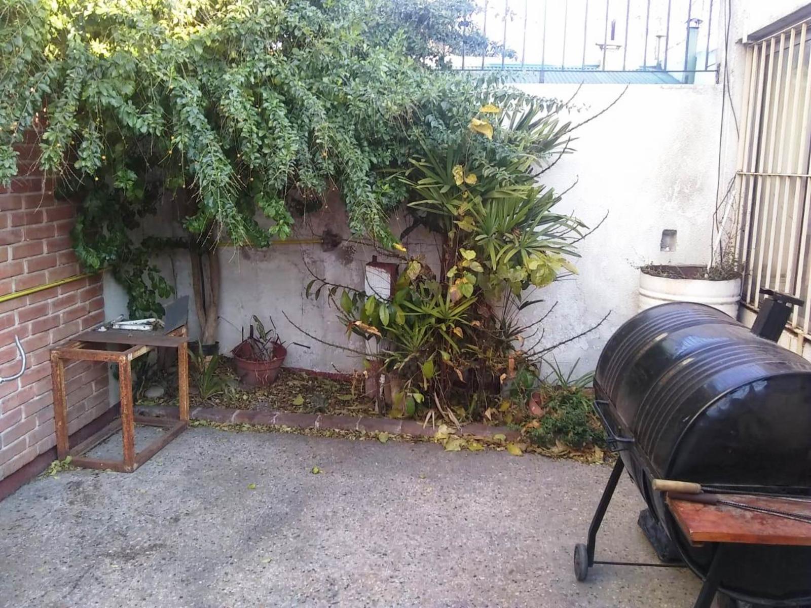 Brasil 700 · Morón — foto 5