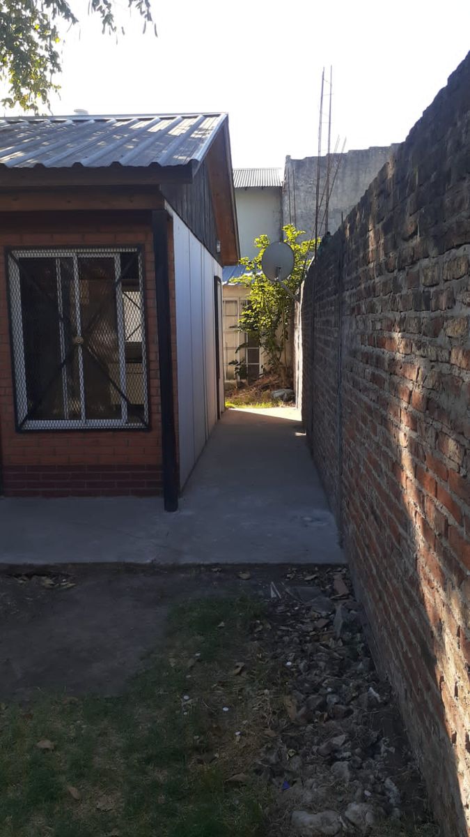 LA CALANDRIA 3750 · Lomas De Zamora — foto 3