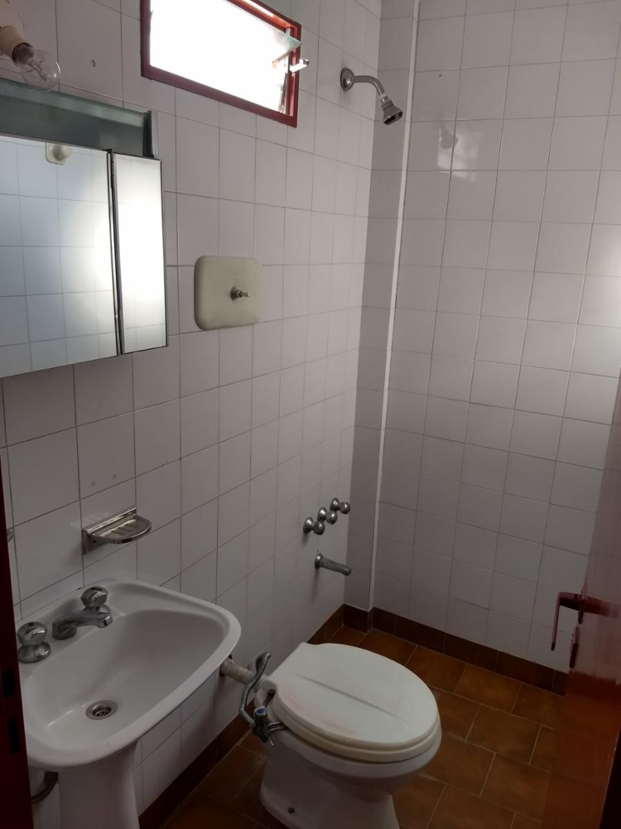 Maestra Rocha Montarce 1591 · Morón — foto 7