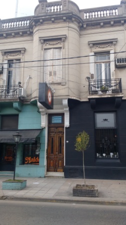 Amplias oficinas en centro de Adrogué