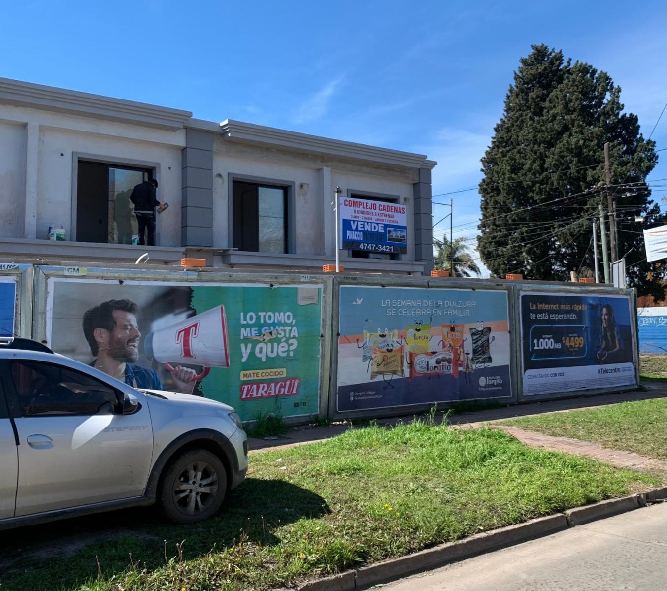 RIVADAVIA 3311 · Almirante Brown — foto 7