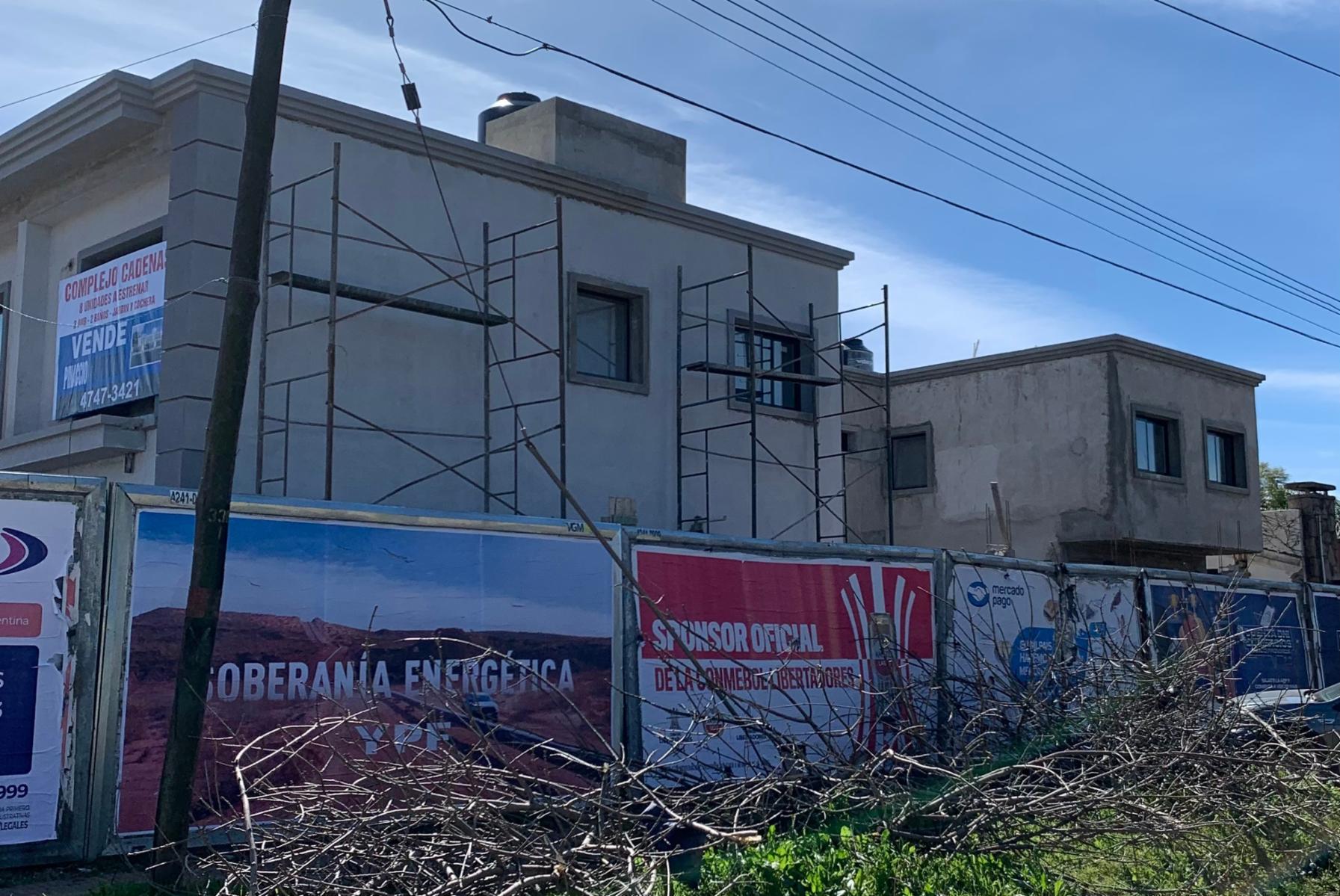 RIVADAVIA 3311 · Almirante Brown — foto 10