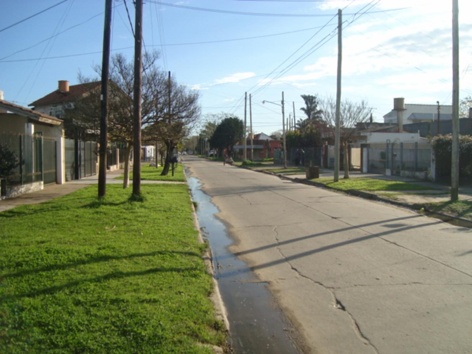 SIMÓN BOLIVAR AL 800 · Almirante Brown — foto 4