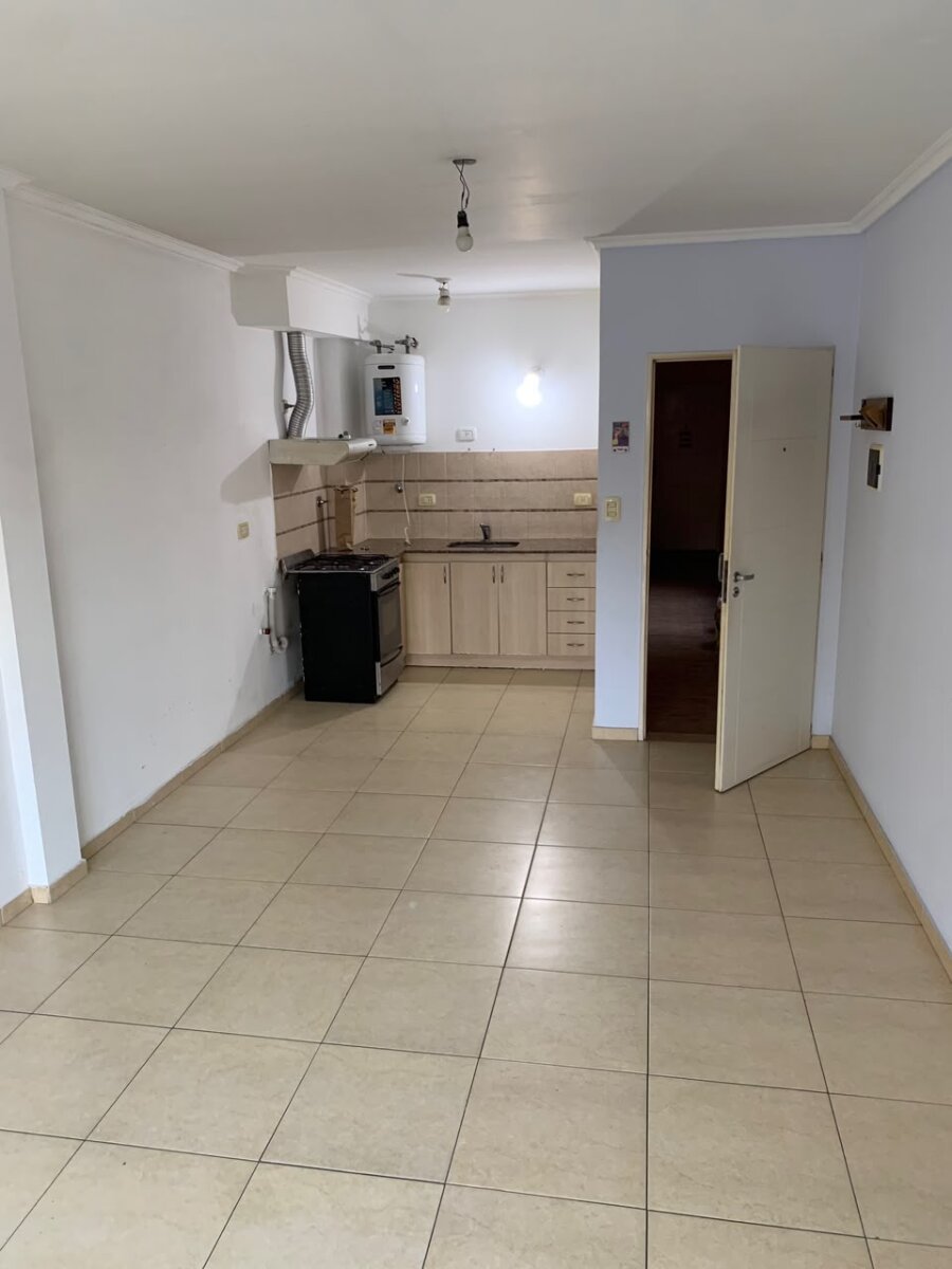 Mitre 1515 · Morón — foto 6