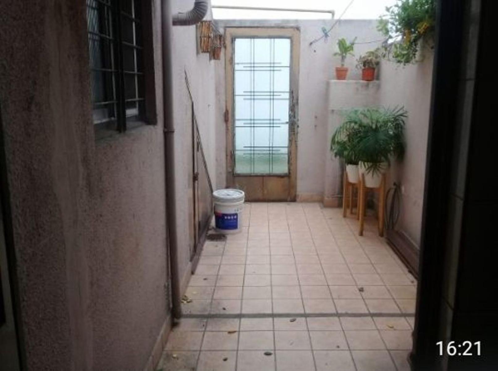 CRISOLOGO LARRALDE 2800 · Morón — foto 9