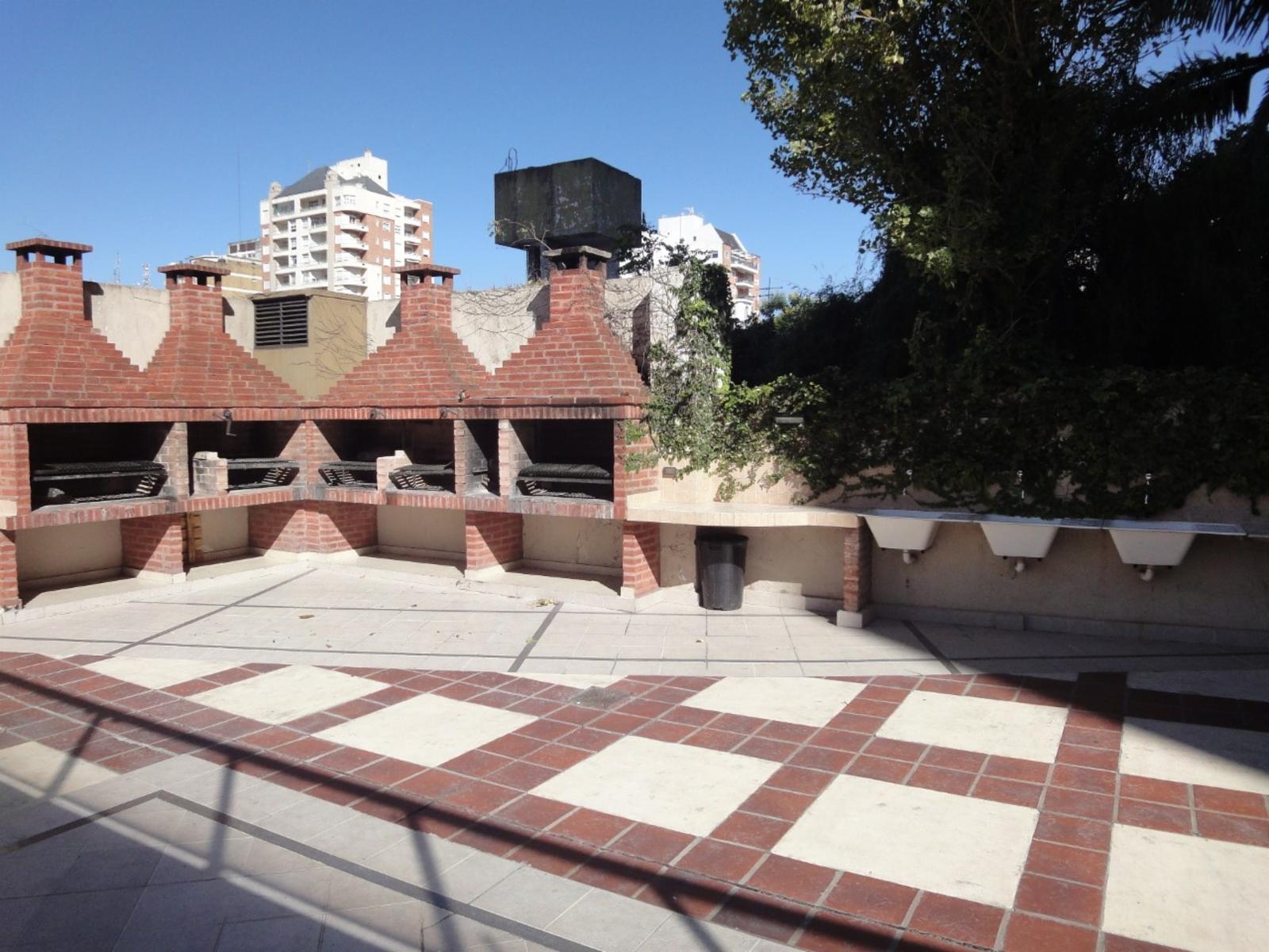 VICENTE LOPEZ AL 200 · La Matanza — foto 23