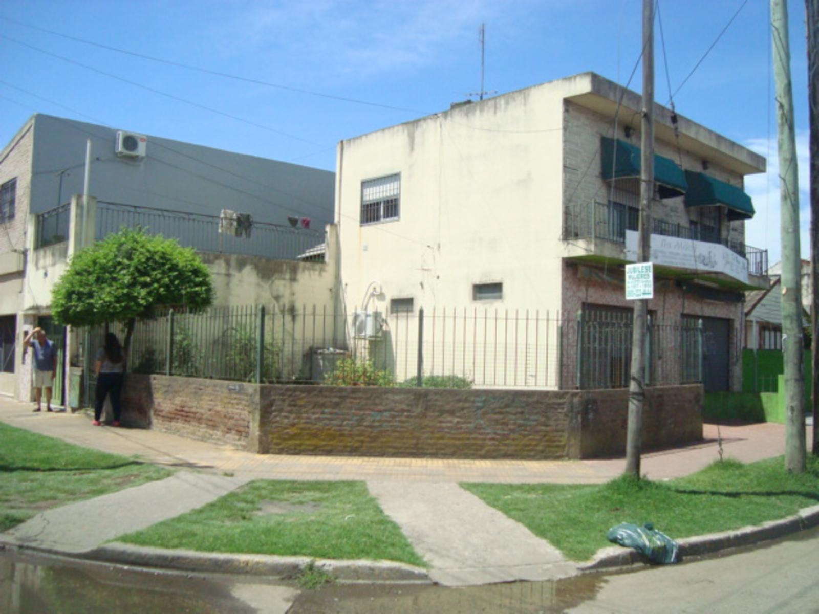 PEDRO GOYENA 390 · Almirante Brown — foto 15