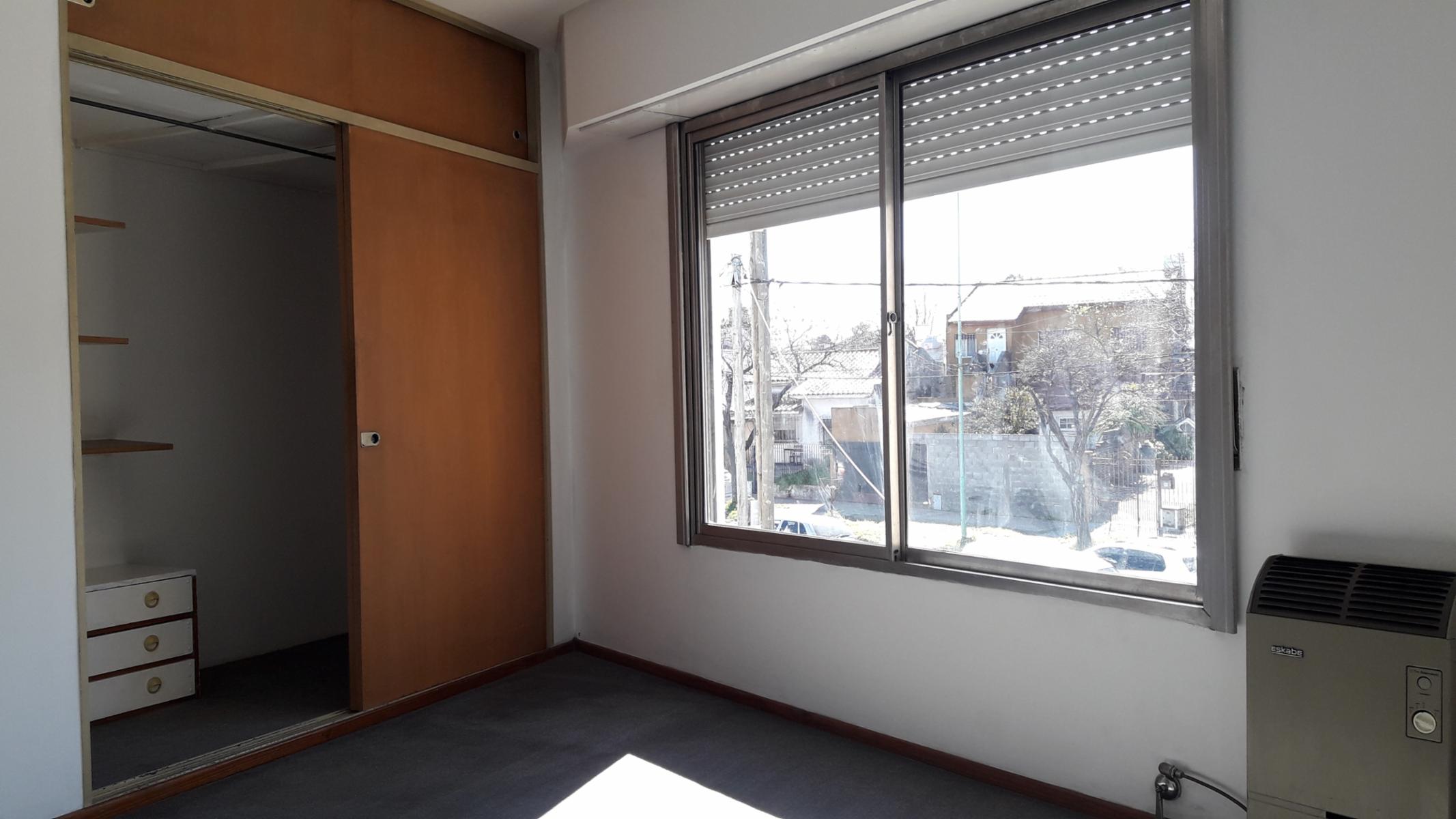 AVENIDA FRIAS 1551 · Lomas De Zamora — foto 7