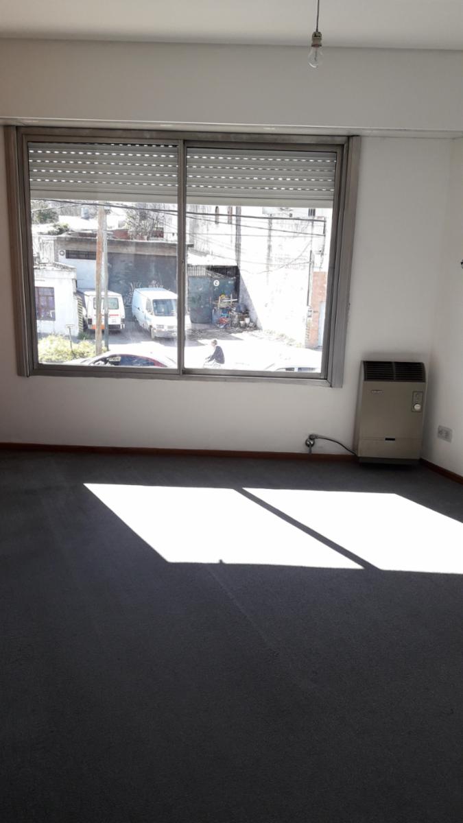 AVENIDA FRIAS 1551 · Lomas De Zamora — foto 9