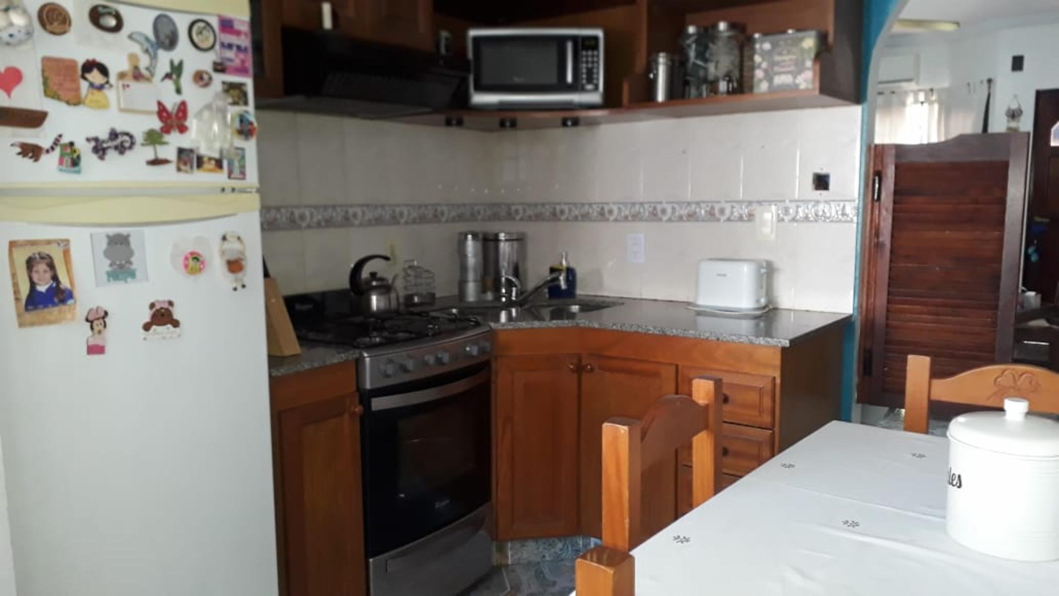 Moreno 1100 · Morón — foto 16