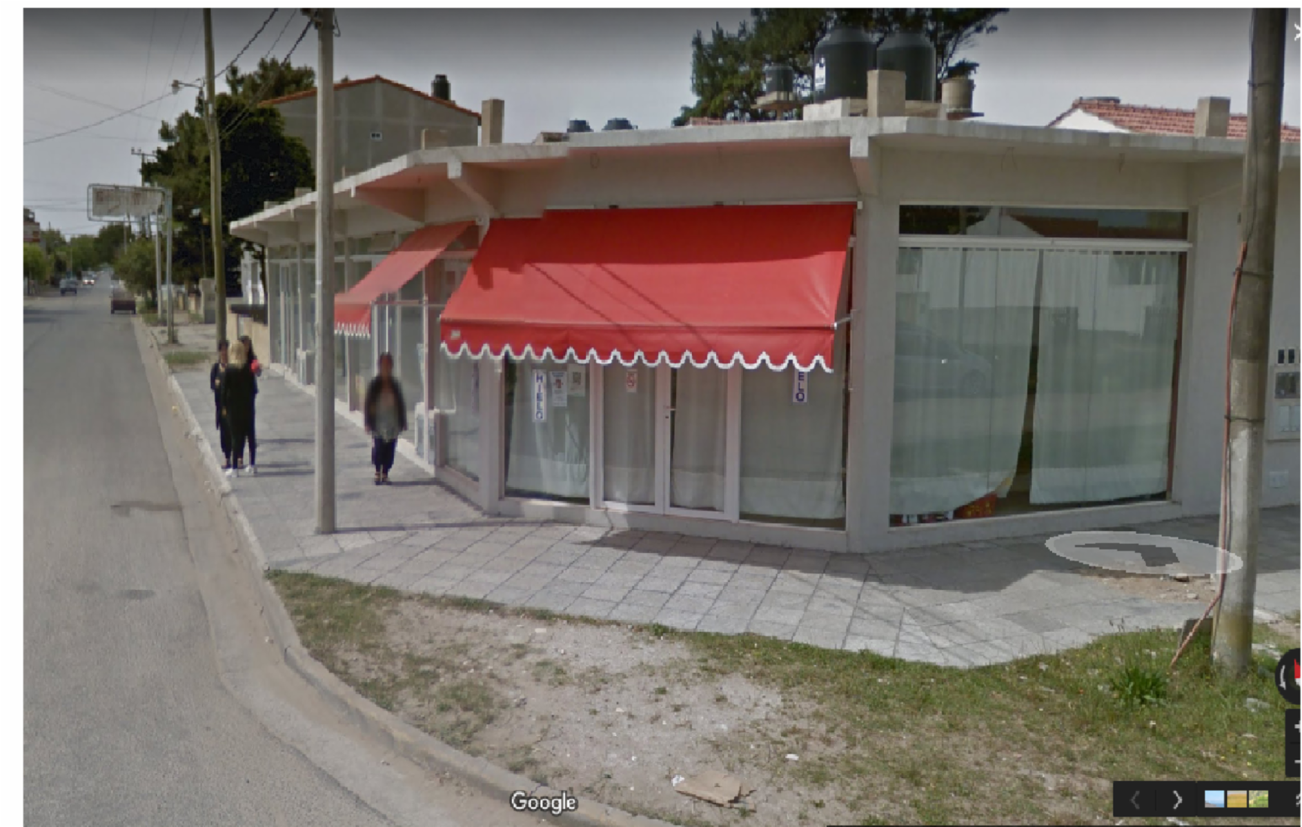 MAR DEL TUYU: VENTA DE LOCALES EN BLOCK