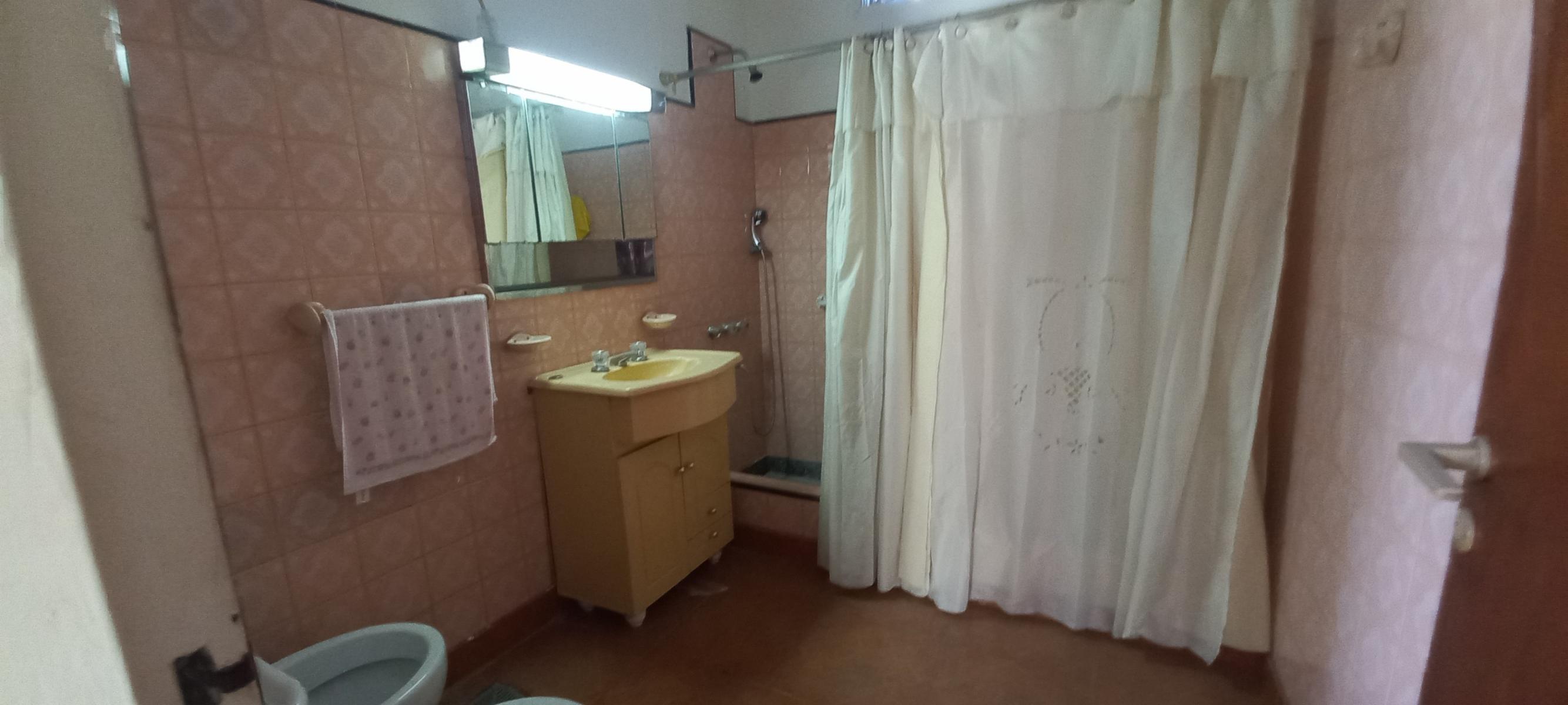 MOLINEDO 3174 · Lanús — foto 15