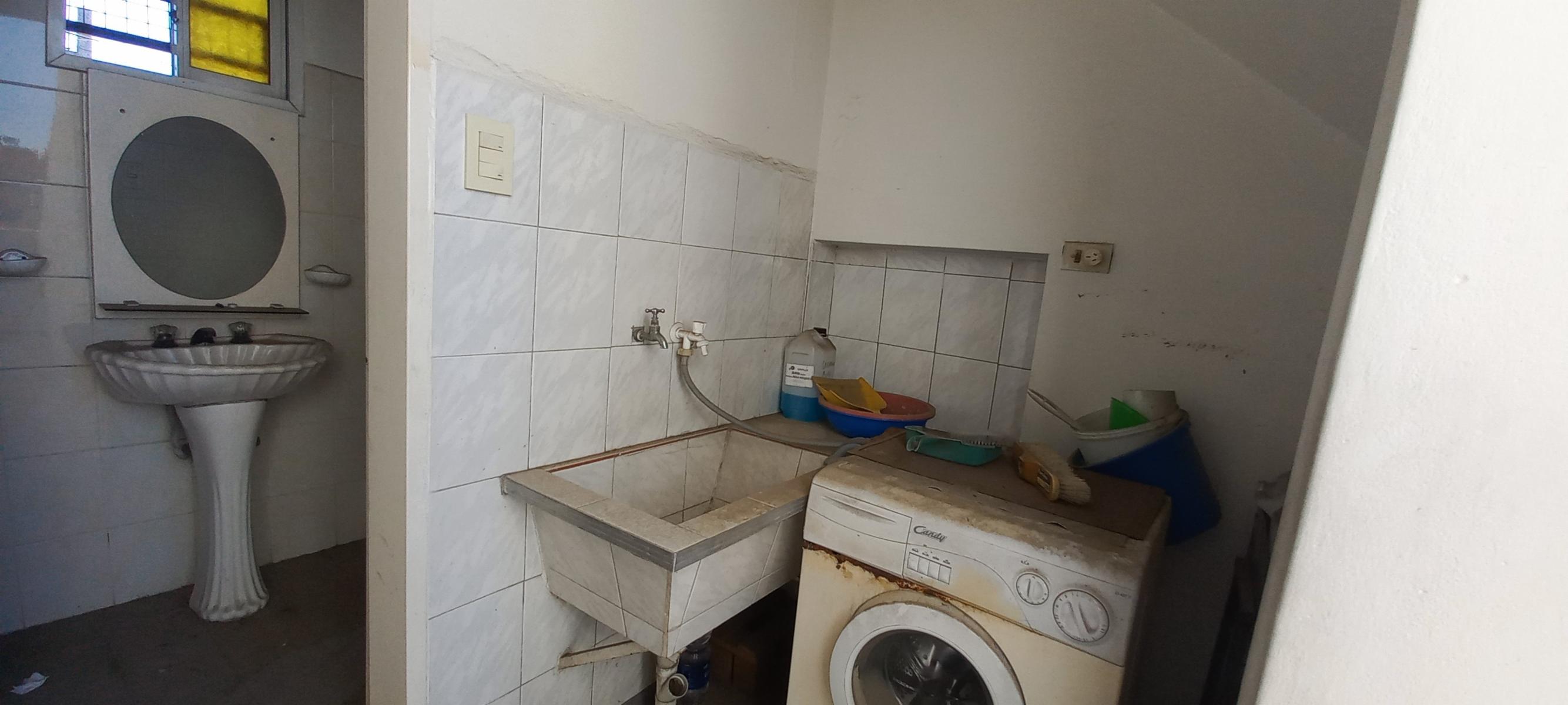 MOLINEDO 3174 · Lanús — foto 22