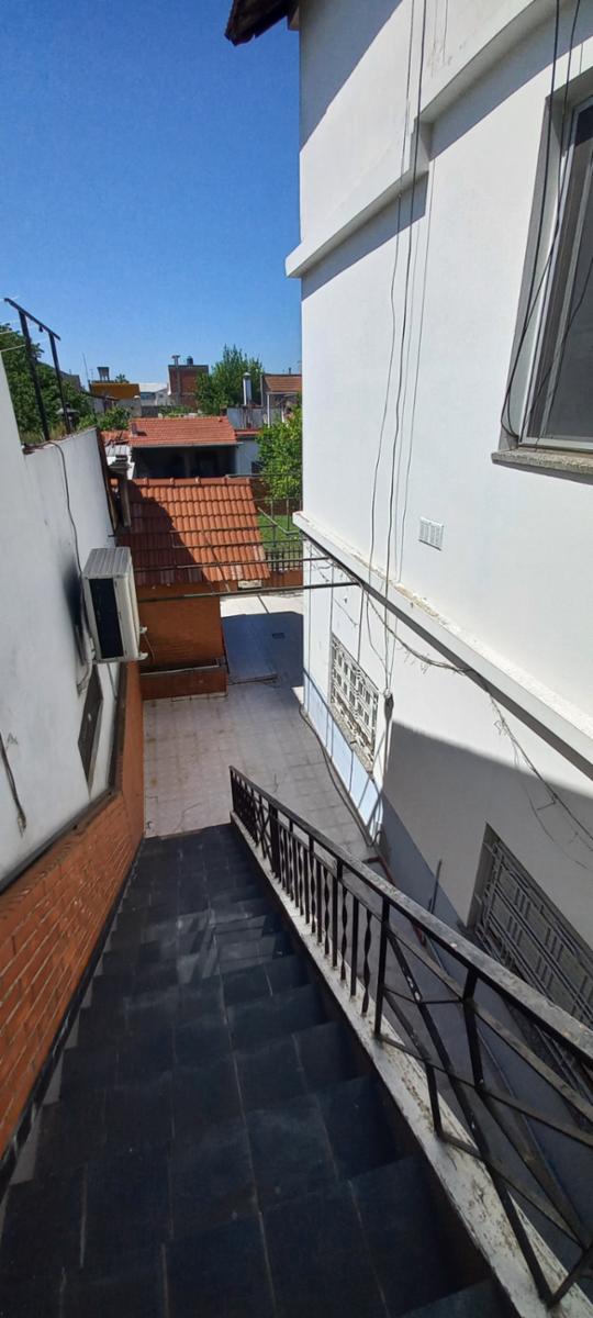 MOLINEDO 3174 · Lanús — foto 24