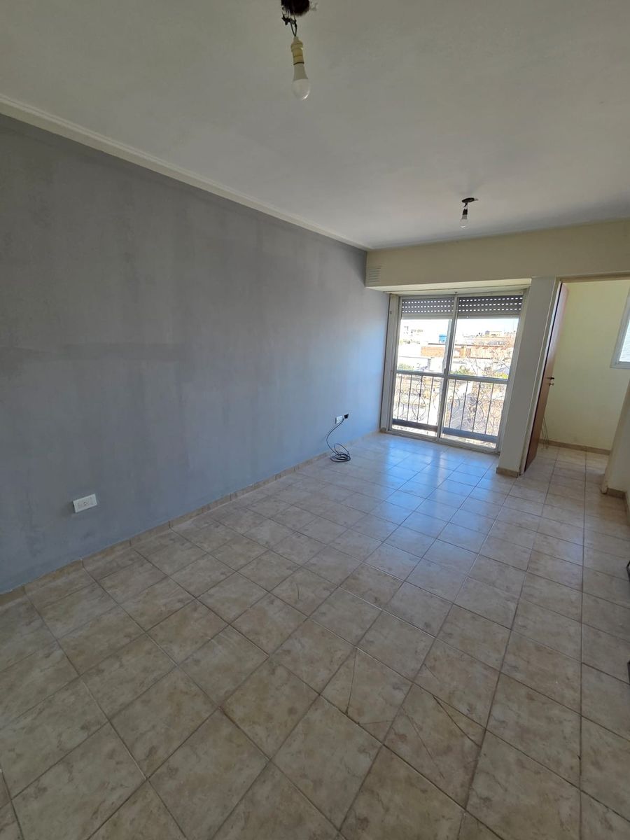 Departamento de 1 dormitorio al frente