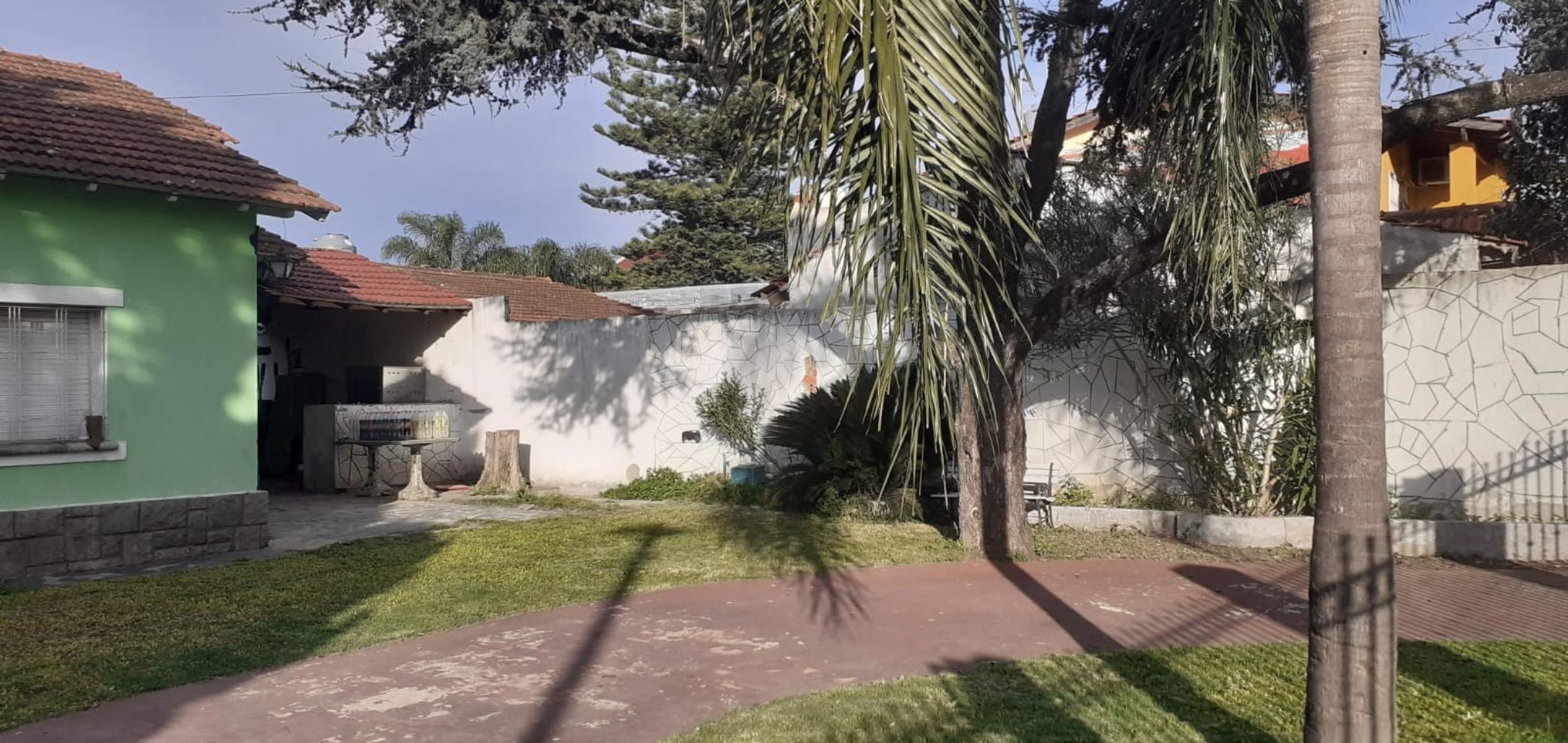 WEIZMAN al 700 · Morón — foto 4