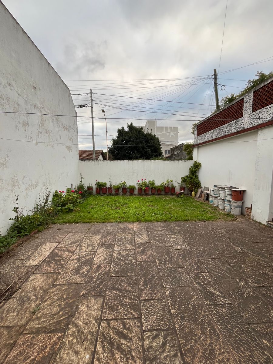 Arieta 1049 · La Matanza — foto 24