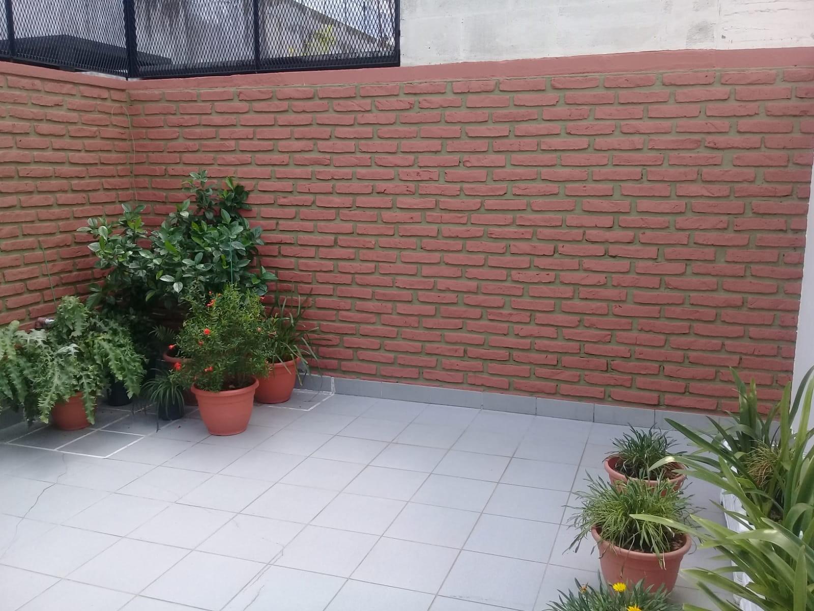 French 146 · Morón — foto 17