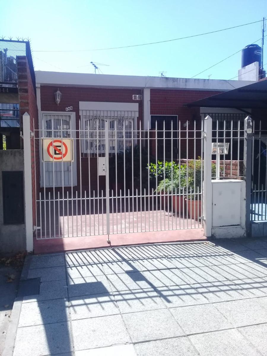 French 146 · Morón — foto 3