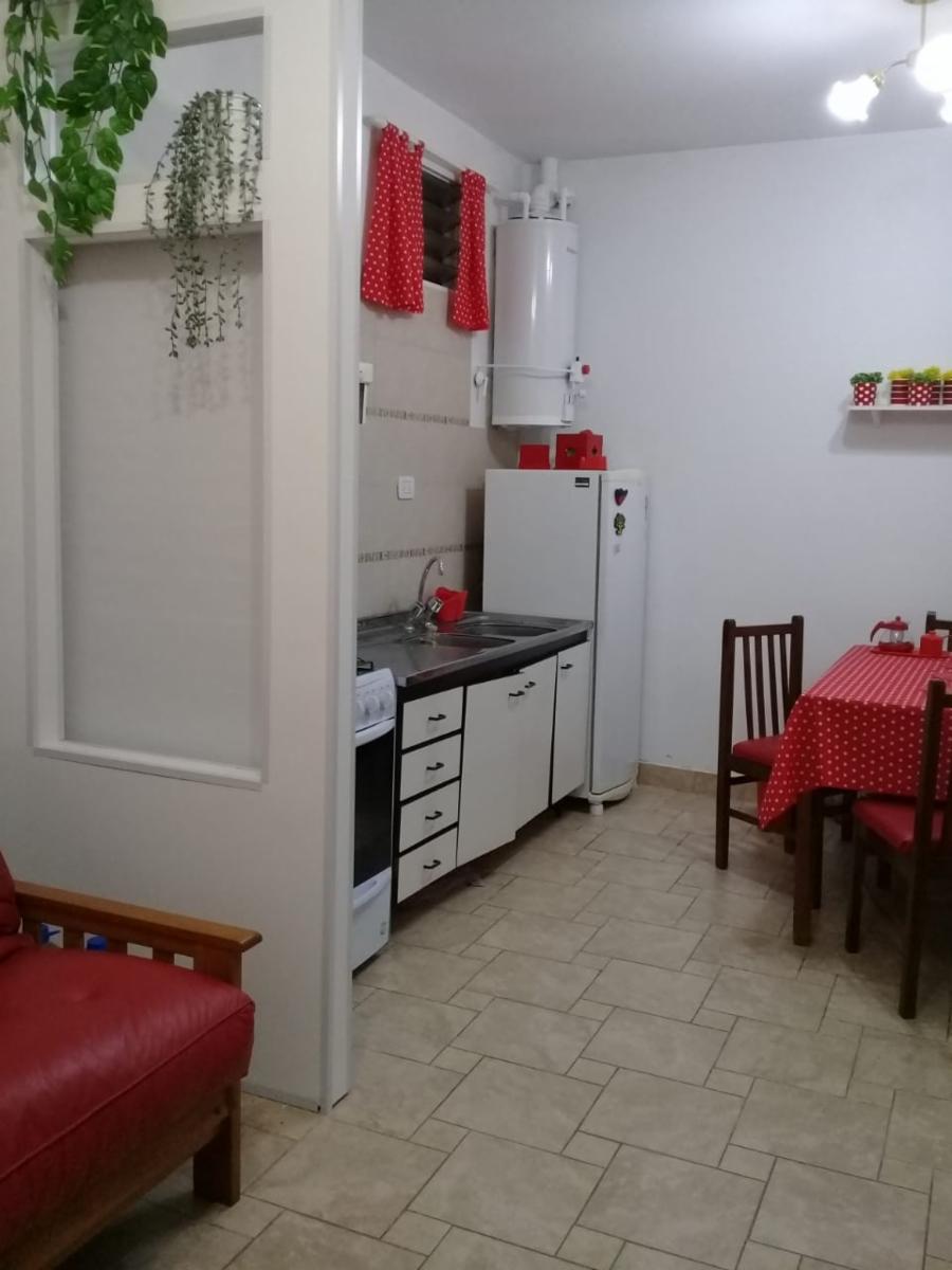 French 146 · Morón — foto 6