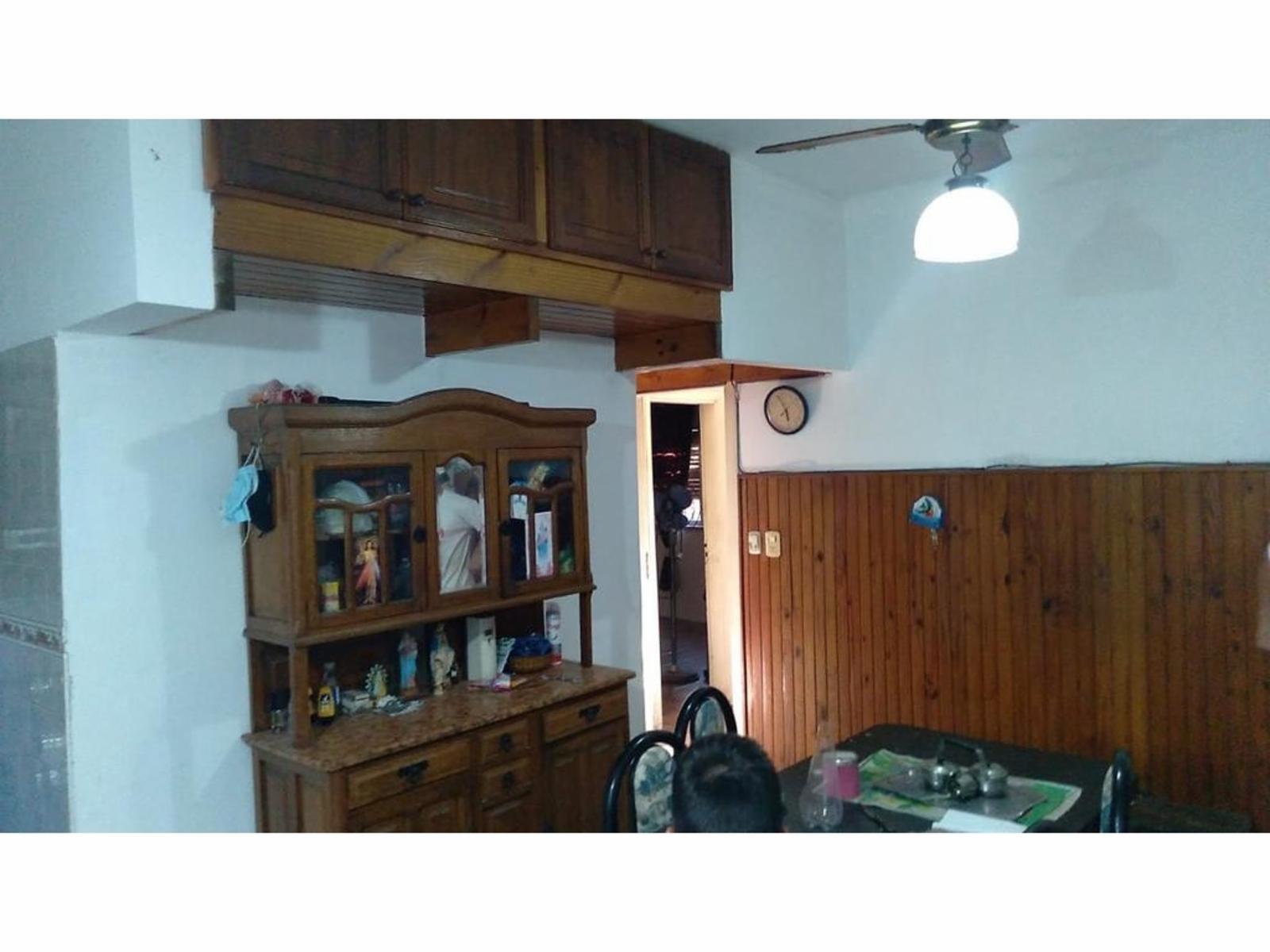 Colón 1016 · Morón — foto 5