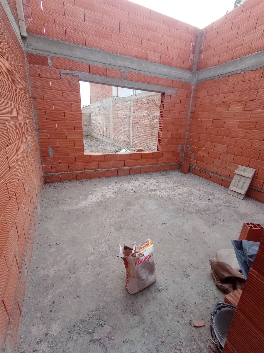 Uruguay 2552 · General Roca — foto 4